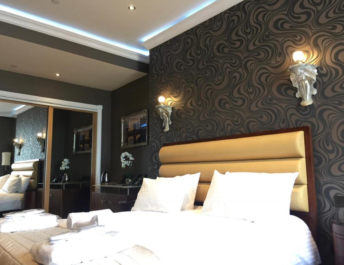 Halvard Hotel Douglas Ngoại thất bức ảnh